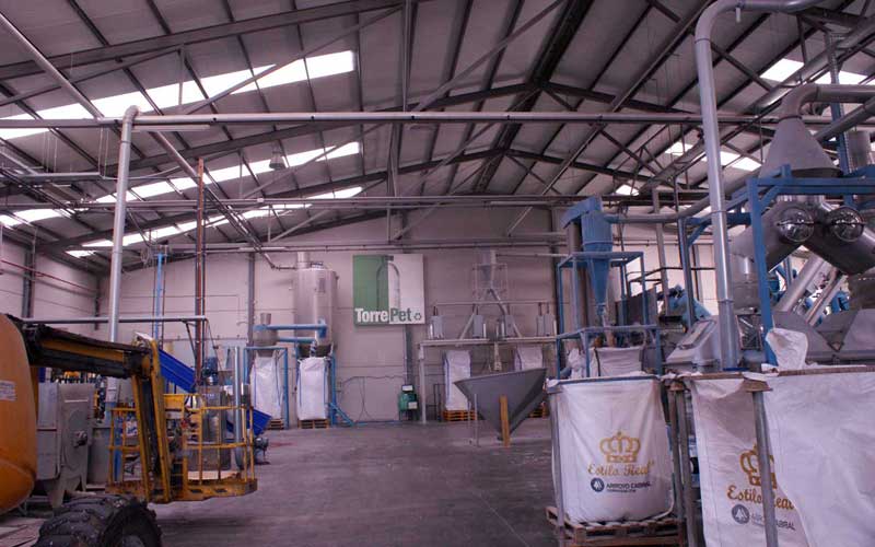 PVC nave producción